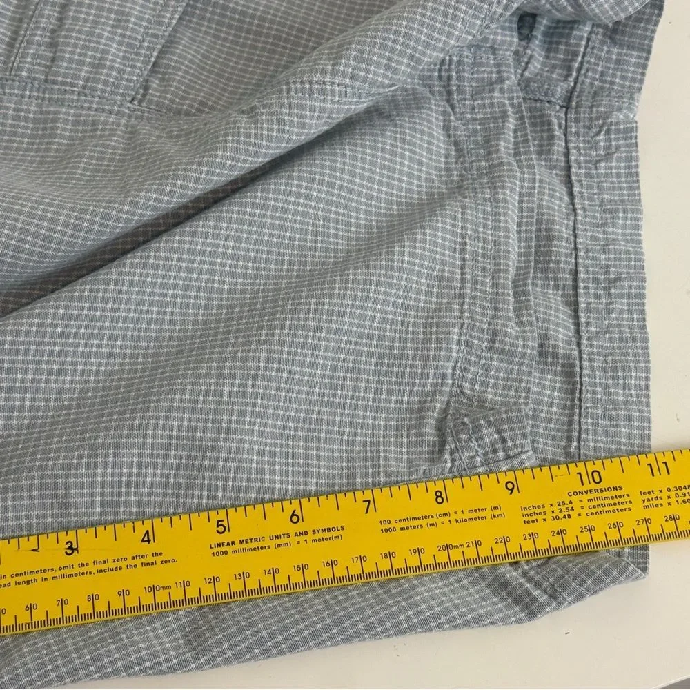Tommy Bahama gently pre